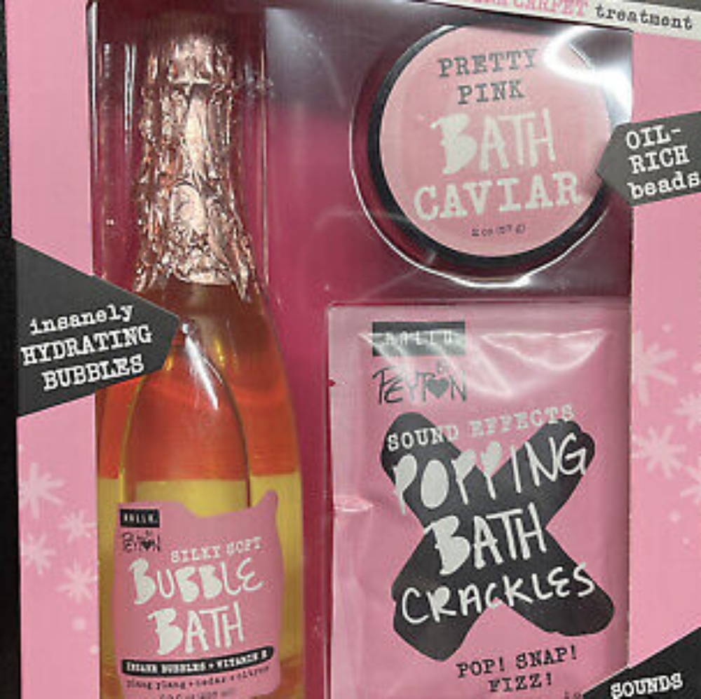 Hallu by Peyton "Love Thy Self Bubble Bath Gift Set"